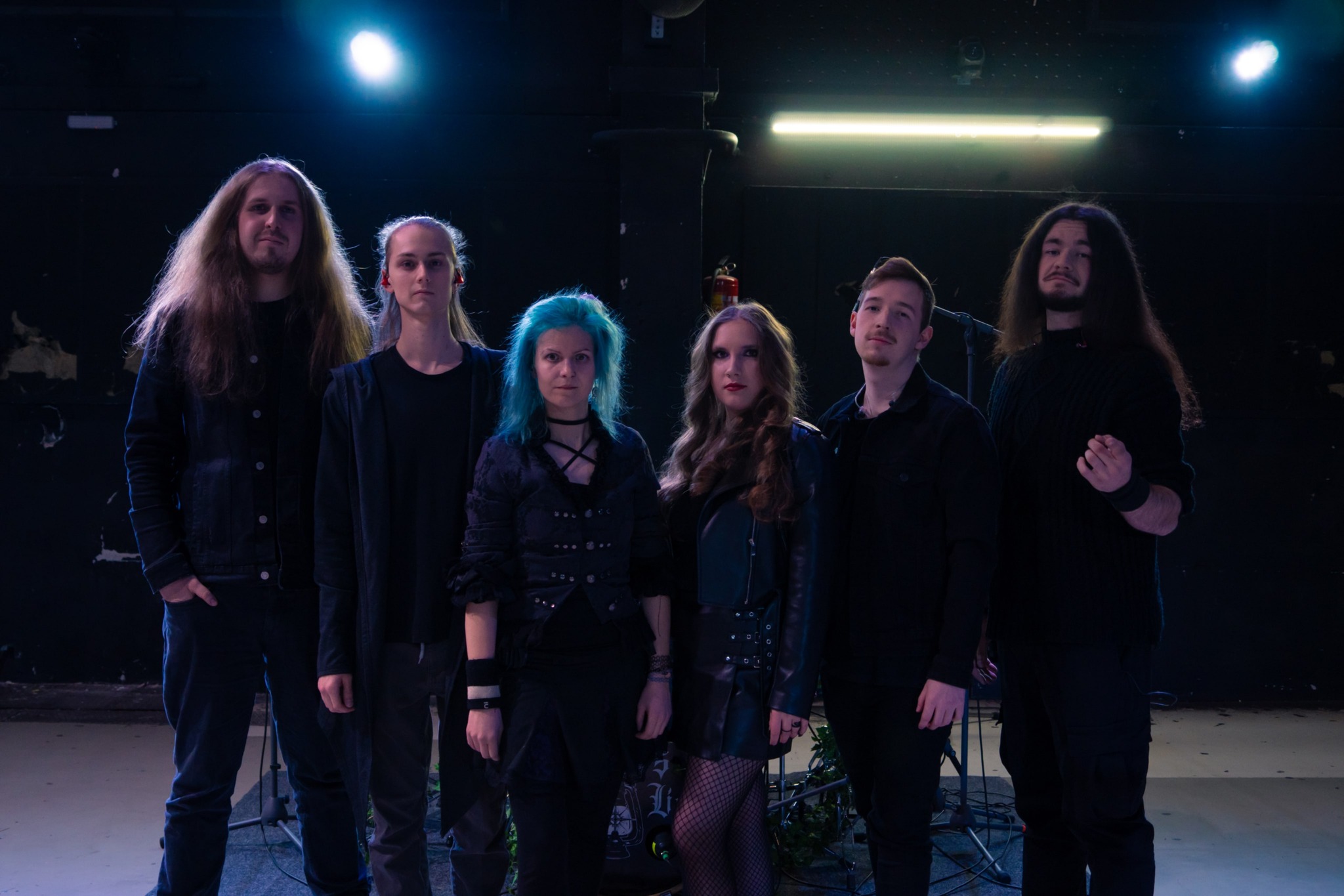 Seers of Light - Live session felvétellel jelentkezett a fővárosi progresszív/dallamos metal zenekar: 'Jégmadár'